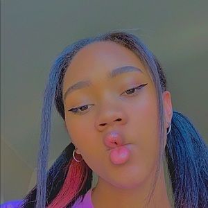 Meet your Posher, Savannah